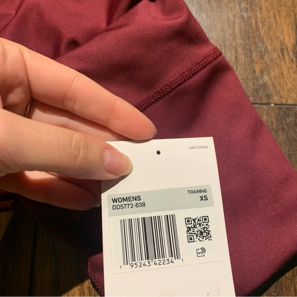 Nike | NWT Women's Yoga 7/8 Lurex Tights Dark Beetroot - Picture 5 of 11